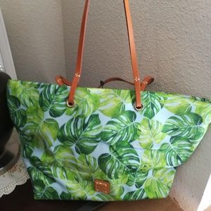 NWT DOONEY & BOURKE Siesta Addison tote nylon